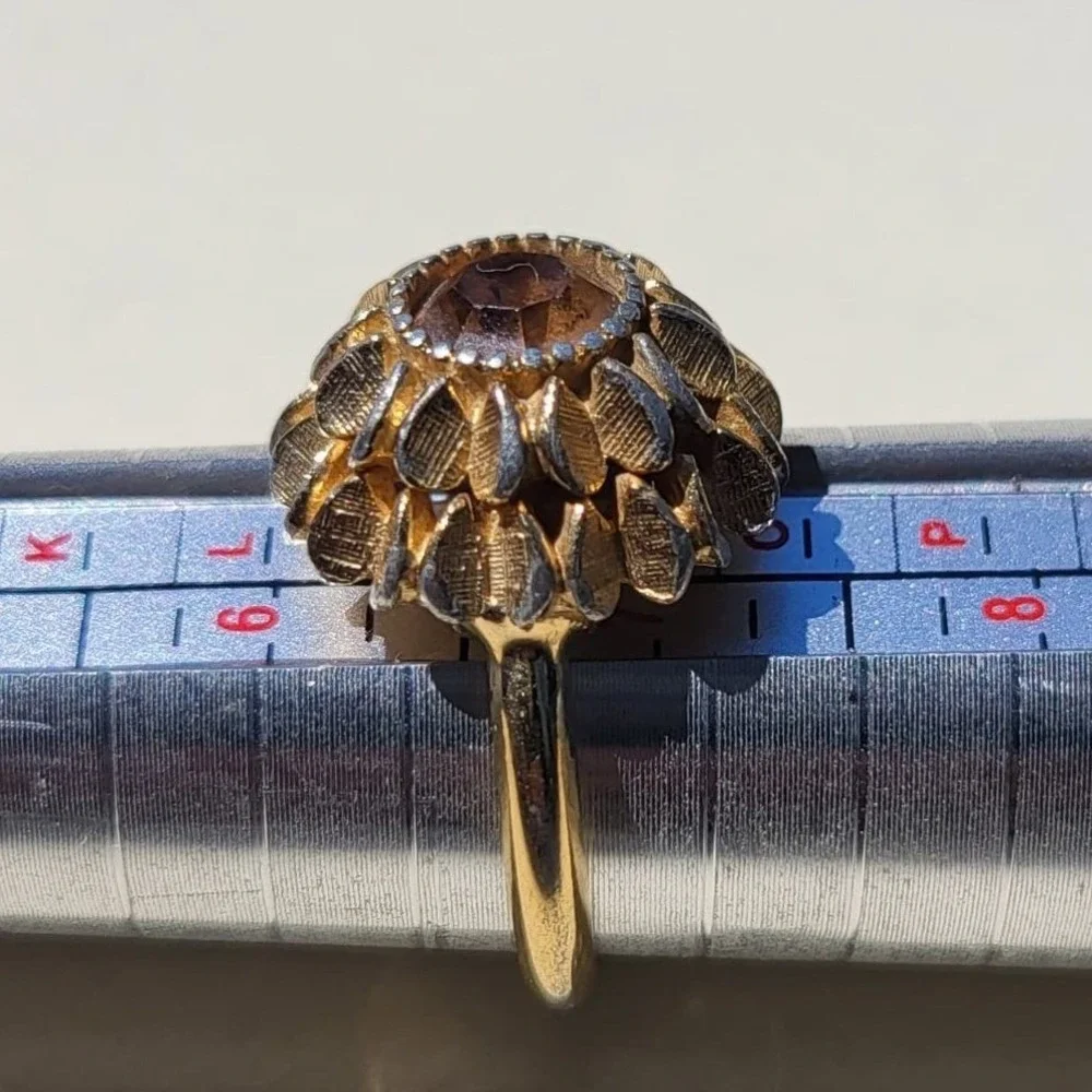 Avon vintage ring